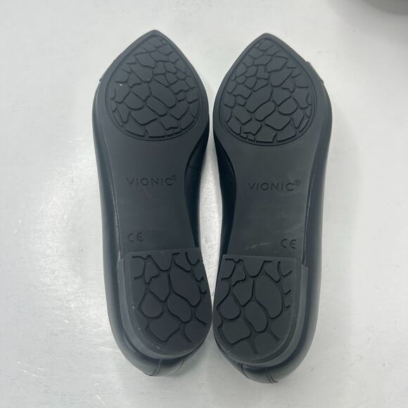 Vionic Arielle Flat Black Leather Pointed Toe Slip On Shoes Women's US 7 NWOB - Picture 8 of 9